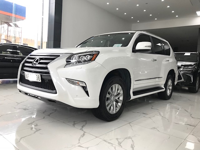 Lexus GX460 2015 - Cần bán Lexus GX460 Xuất Mỹ xe sản xuất 2015 đăng ký cuối 2016 tên cá nhân một chủ từ đầu