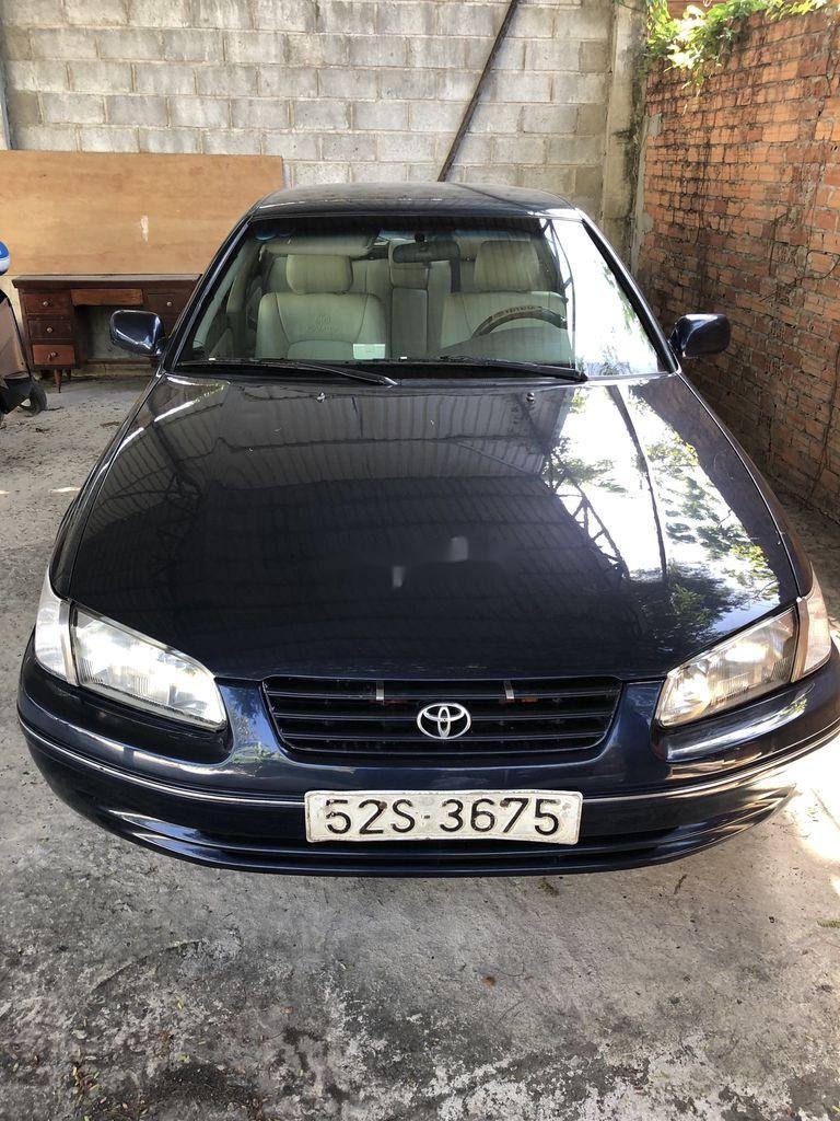 Toyota Camry     1999 - Cần bán gấp Toyota Camry 1999, xe nhập