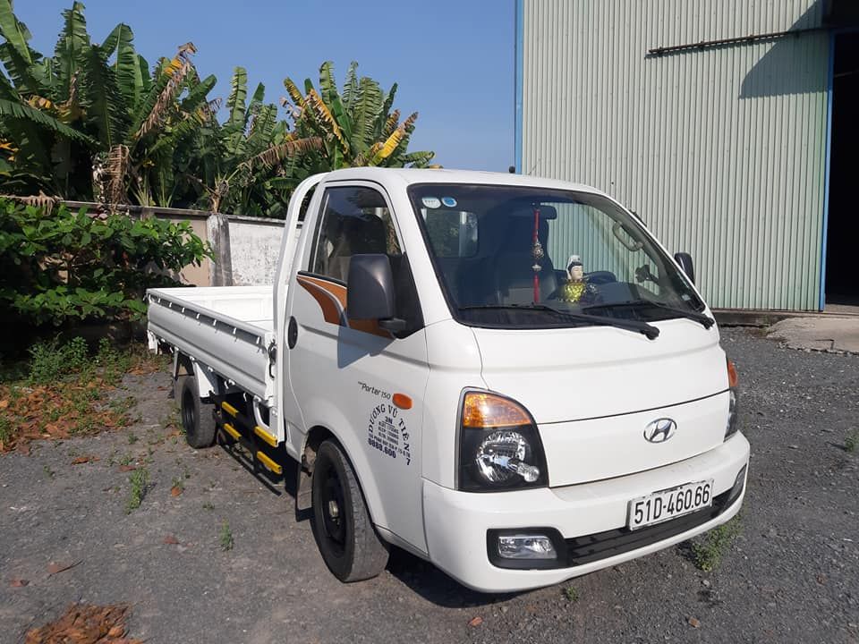 Hyundai Porter 2018 - Cần bán gấp chiếc xe Hyundai Porter H150 sản xuất 2018, màu bạc, nhập khẩu