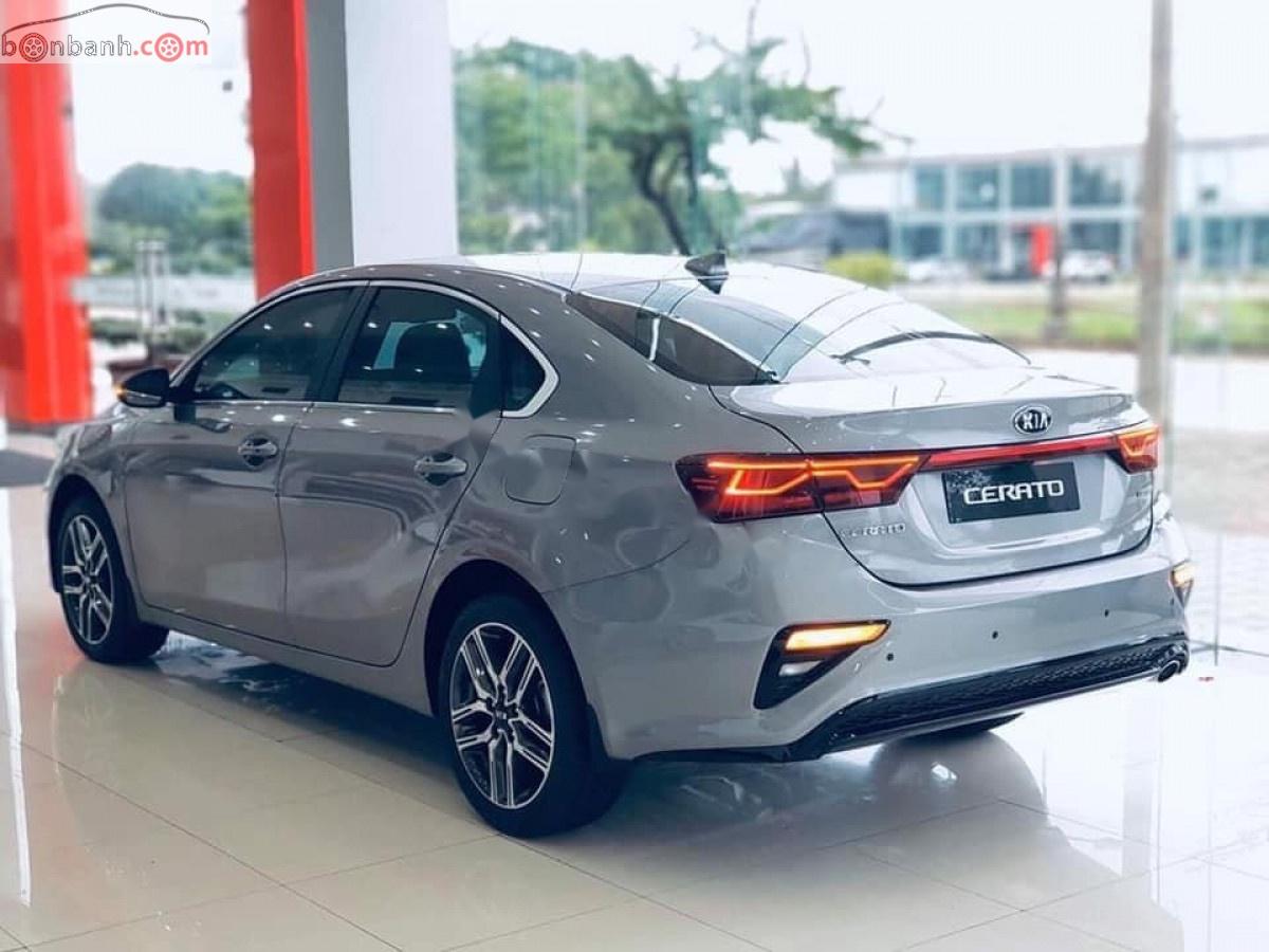 Kia Cerato   2020 - Cần bán xe Kia Cerato 1.6 AT Luxury đời 2020, màu đỏ, giá tốt