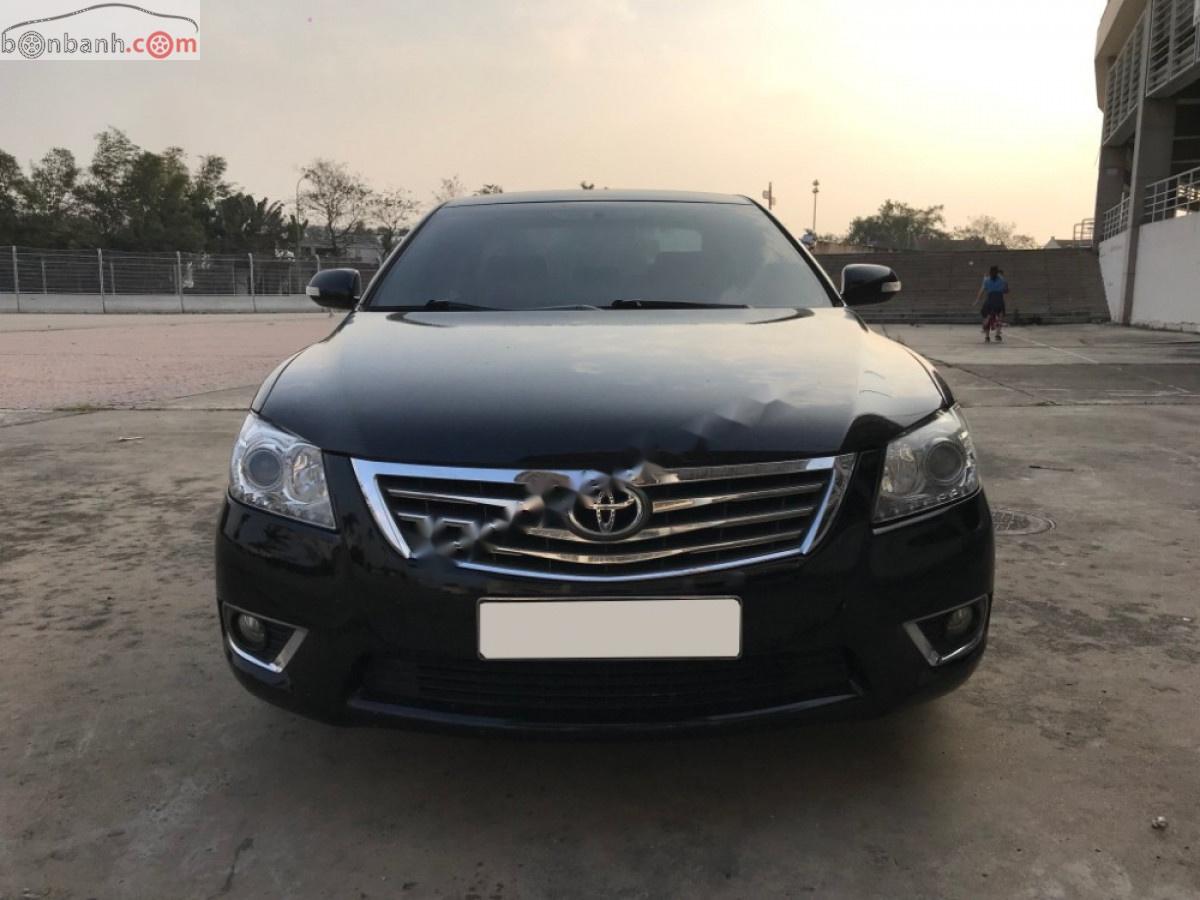 Toyota Camry 2011 - Cần bán gấp Toyota Camry 2.0L năm sản xuất 2011, màu đen, xe nhập chính chủ