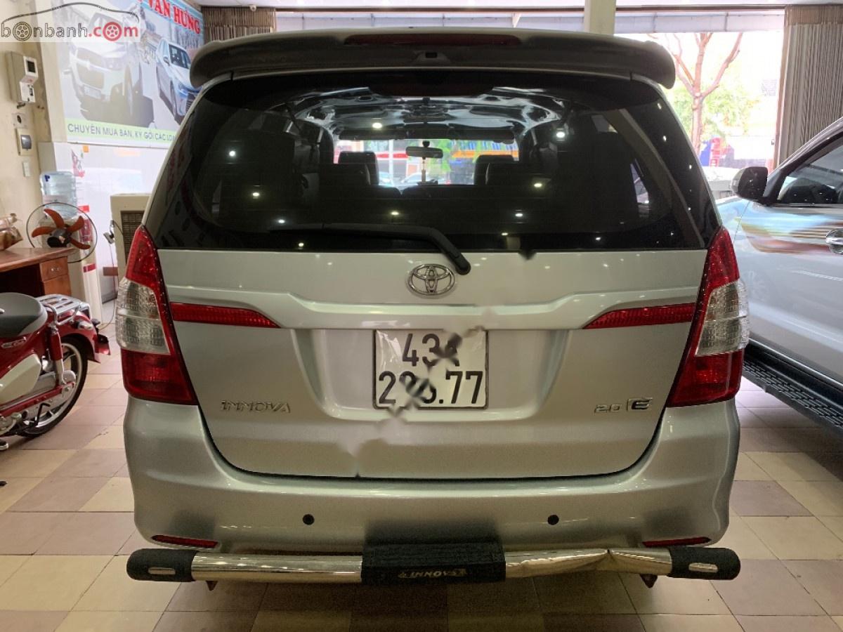 Toyota Innova   2016 - Bán Toyota Innova 2.0E 2016, màu bạc, xe gia đình 