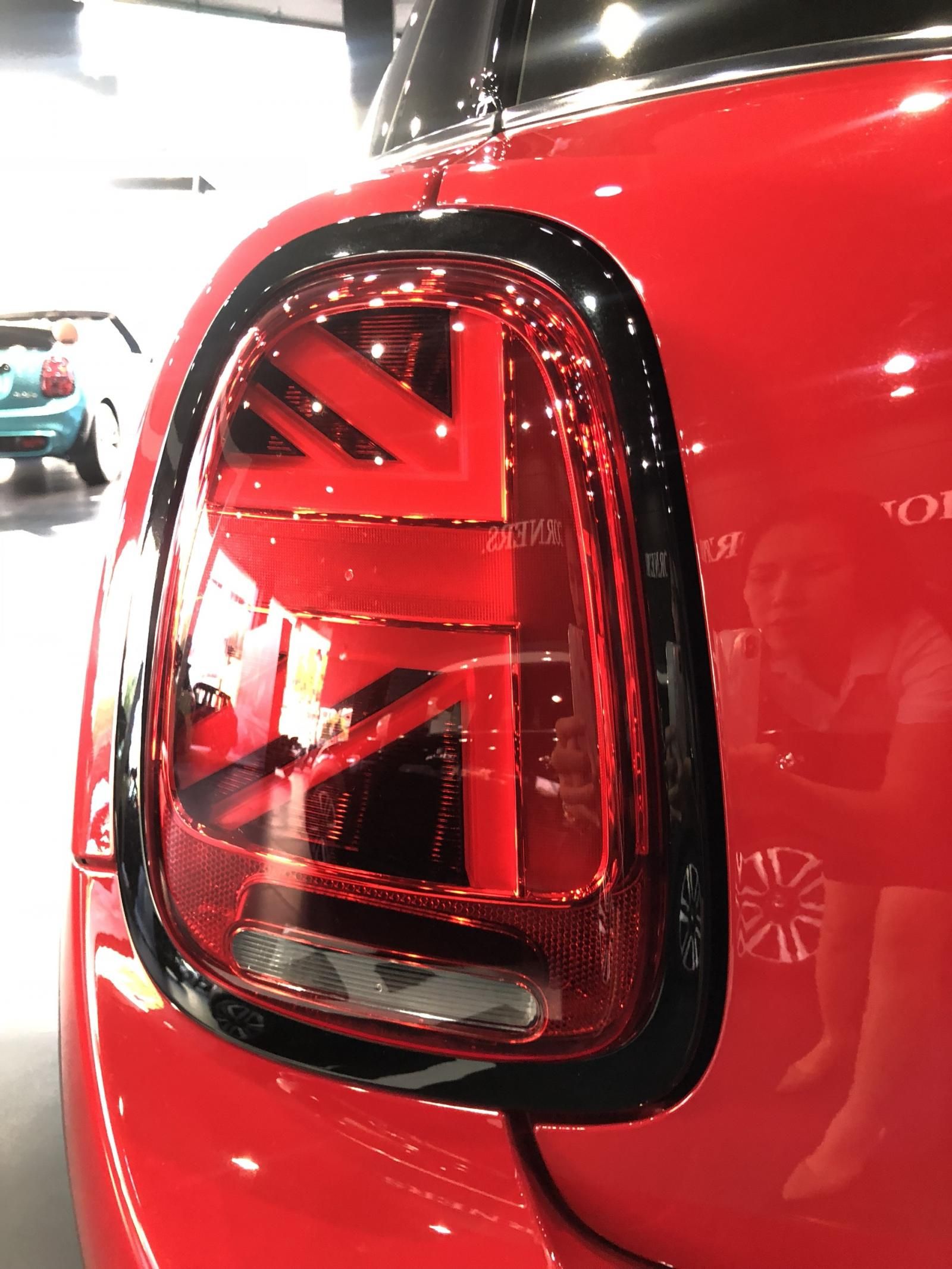 Mini Cooper 2019 - Bán Mini Cooper S 5 cửa màu đỏ nhập khẩu Anh, thời trang nhất thị trường
