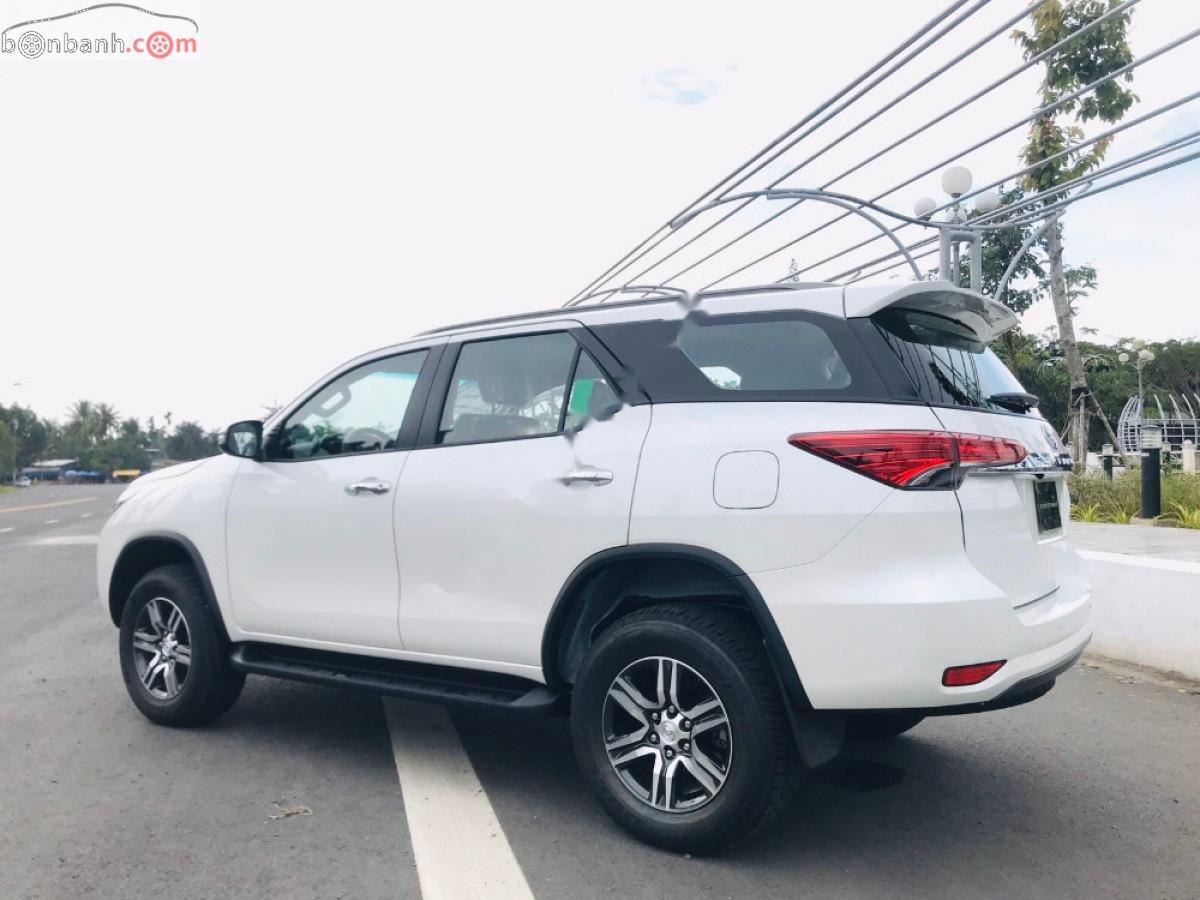 Toyota Fortuner 2020 - Bán xe Toyota Fortuner đời 2020, màu trắng