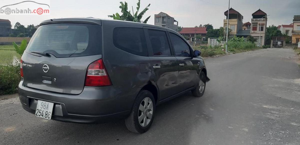 Nissan Grand livina   2012 - Bán Nissan Grand livina 1.8 MT đời 2012, màu xám  