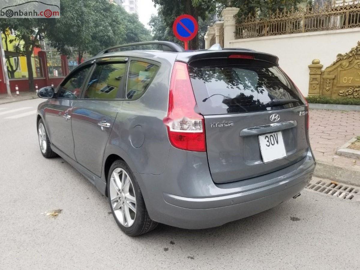 Hyundai i30 2009 - Bán Hyundai i30 năm sản xuất 2009, màu xám, nhập khẩu nguyên chiếc, giá 365tr