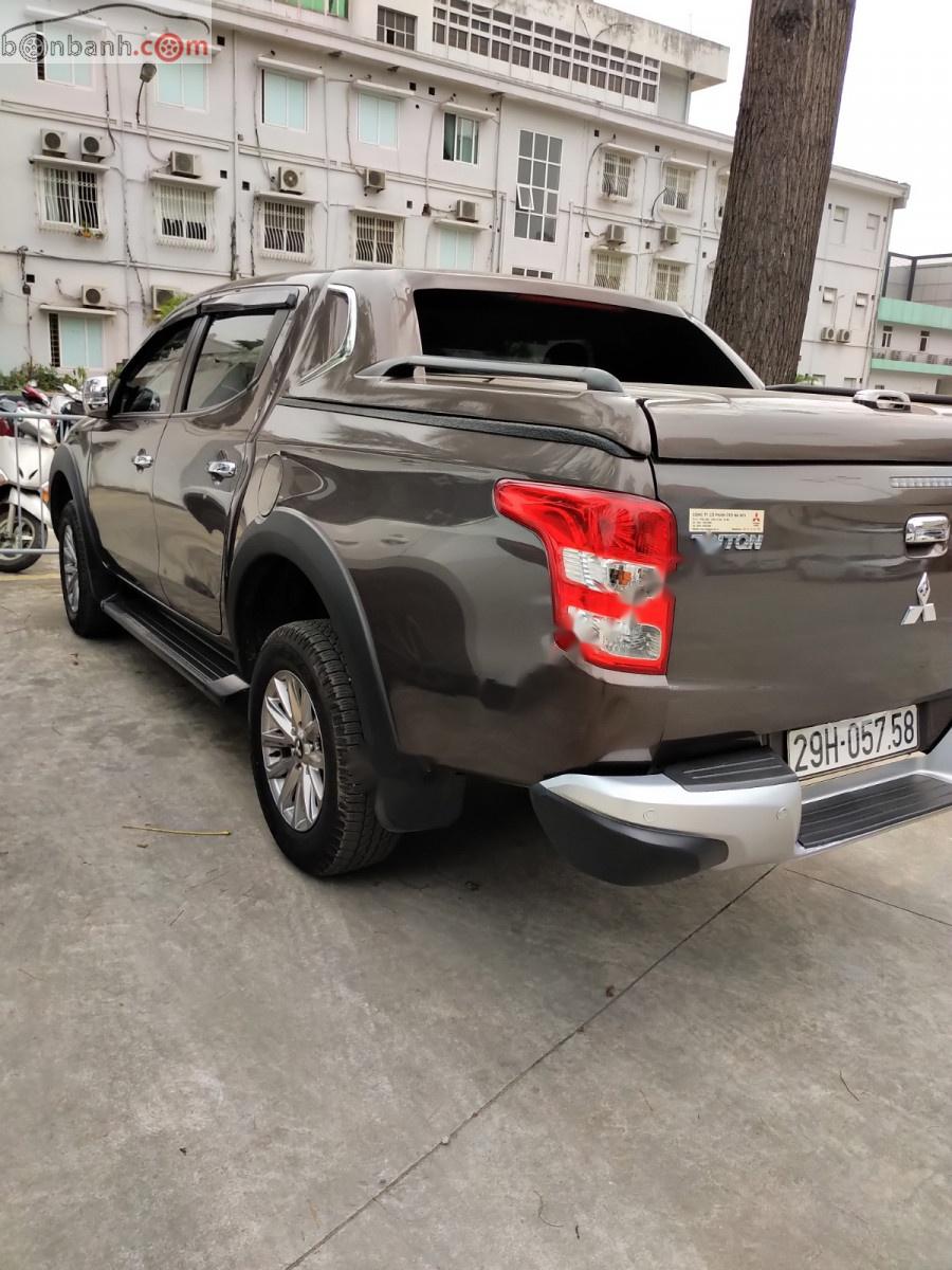 Mitsubishi Triton 2017 - Xe Mitsubishi Triton sản xuất 2017, màu nâu, nhập khẩu giá cạnh tranh