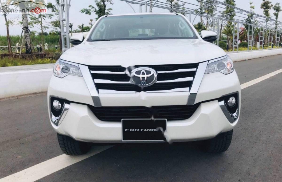 Toyota Fortuner 2020 - Bán xe Toyota Fortuner đời 2020, màu trắng