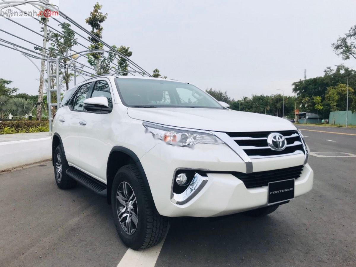 Toyota Fortuner 2020 - Bán xe Toyota Fortuner đời 2020, màu trắng