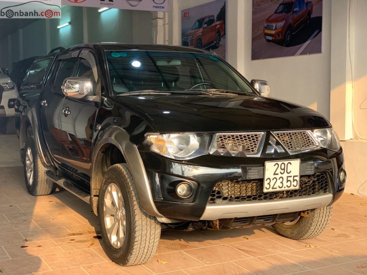 Mitsubishi Triton 2013 - Cần bán gấp Mitsubishi Triton GLS 2.5AT 4x4 năm 2013, màu đen, nhập khẩu Thái Lan giá cạnh tranh