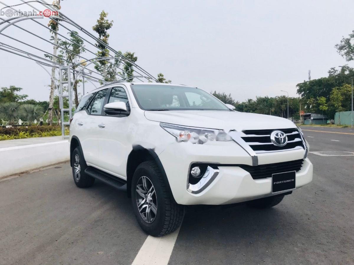 Toyota Fortuner 2020 - Bán xe Toyota Fortuner đời 2020, màu trắng