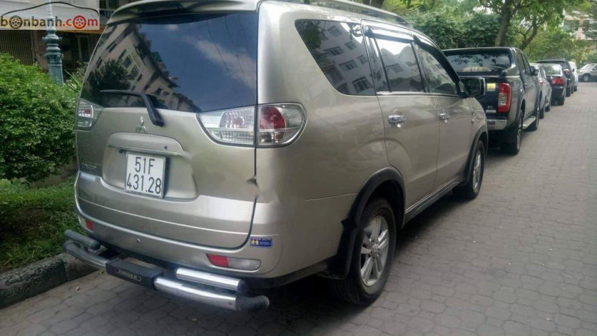 Mitsubishi Zinger   2009 - Bán Mitsubishi Zinger GLS 2.4 AT 2009, màu vàng, 298 triệu