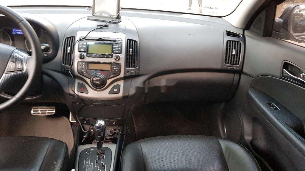 Hyundai i30 2010 - Cần bán lại xe Hyundai i30 năm 2010, nhập khẩu nguyên chiếc