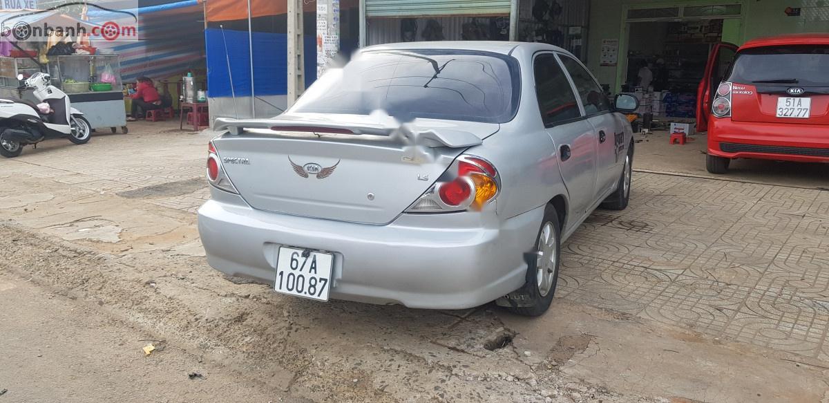 Kia Spectra 2003 - Cần bán Kia Spectra 1.6 MT 2003, màu bạc