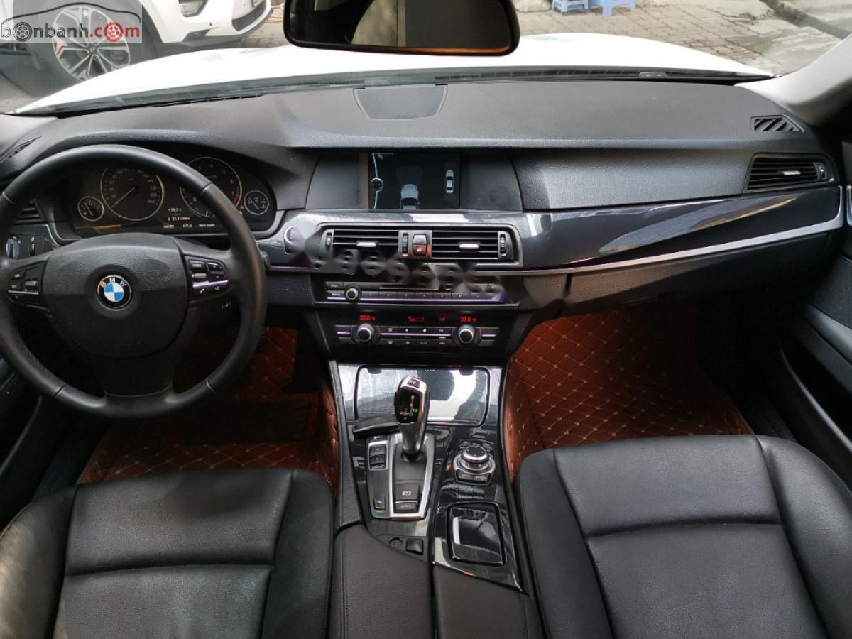 BMW 5 Series   2012 - Cần bán xe BMW 520i đời 2012, màu trắng, xe nhập, giá tốt