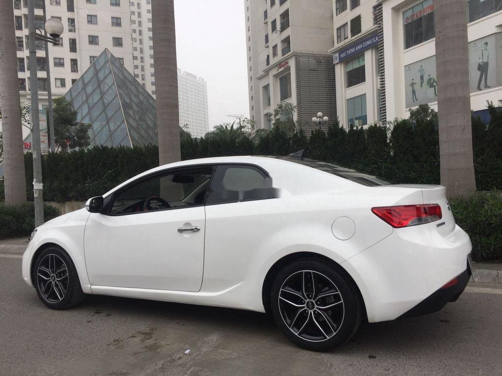 Kia Cerato 2011 - Xe Kia Cerato 2.0 sản xuất 2011, màu trắng chính chủ