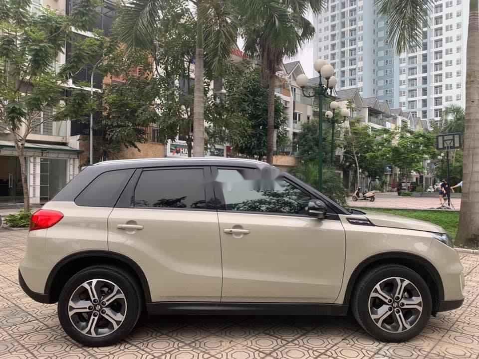 Suzuki Vitara   2016 - Bán Suzuki Vitara sản xuất năm 2016, màu xám, giá tốt