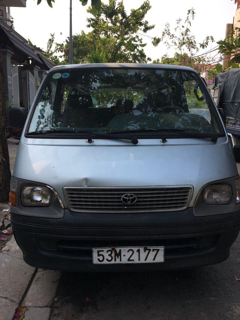 Toyota Hiace   2000 - Bán xe Toyota Hiace sản xuất 2000, màu bạc, nhập khẩu nguyên chiếc