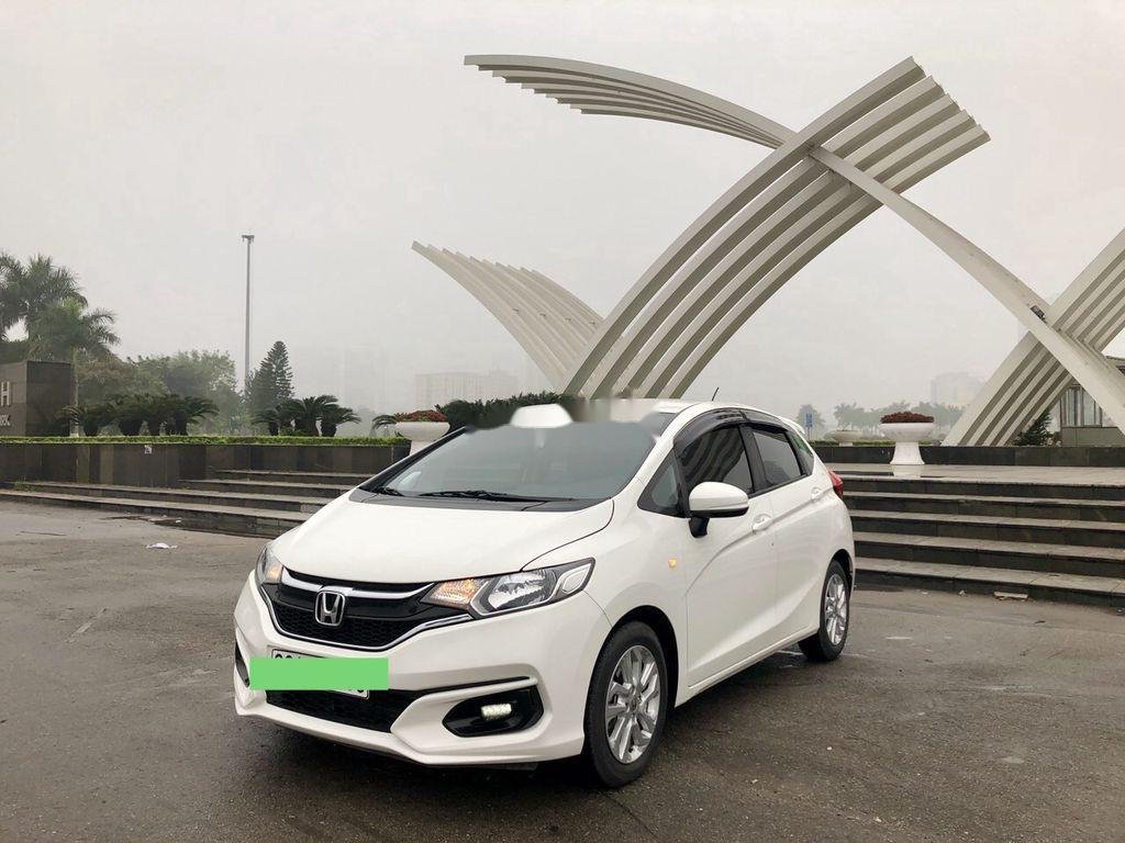 Honda Jazz 2018 - Cần bán lại xe Honda Jazz V đời 2018, màu trắng, nhập khẩu Thái