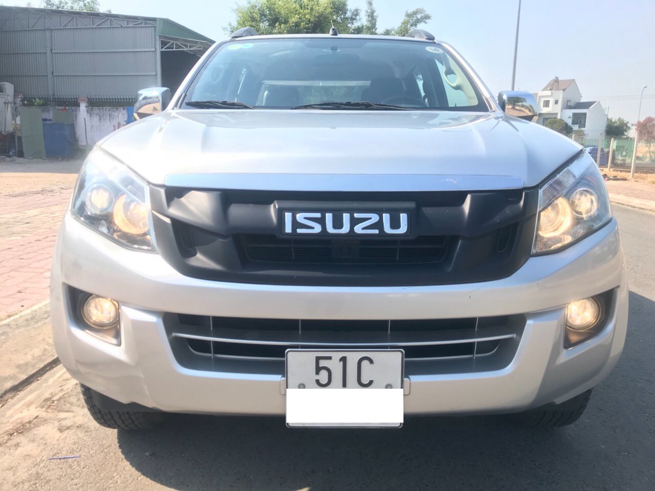 Isuzu Dmax     2017 - Bán ô tô Isuzu Dmax năm 2017