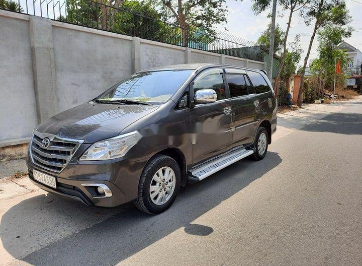 Toyota Innova 2011 - Cần bán lại xe Toyota Innova G năm 2011 chính chủ, giá chỉ 340 triệu