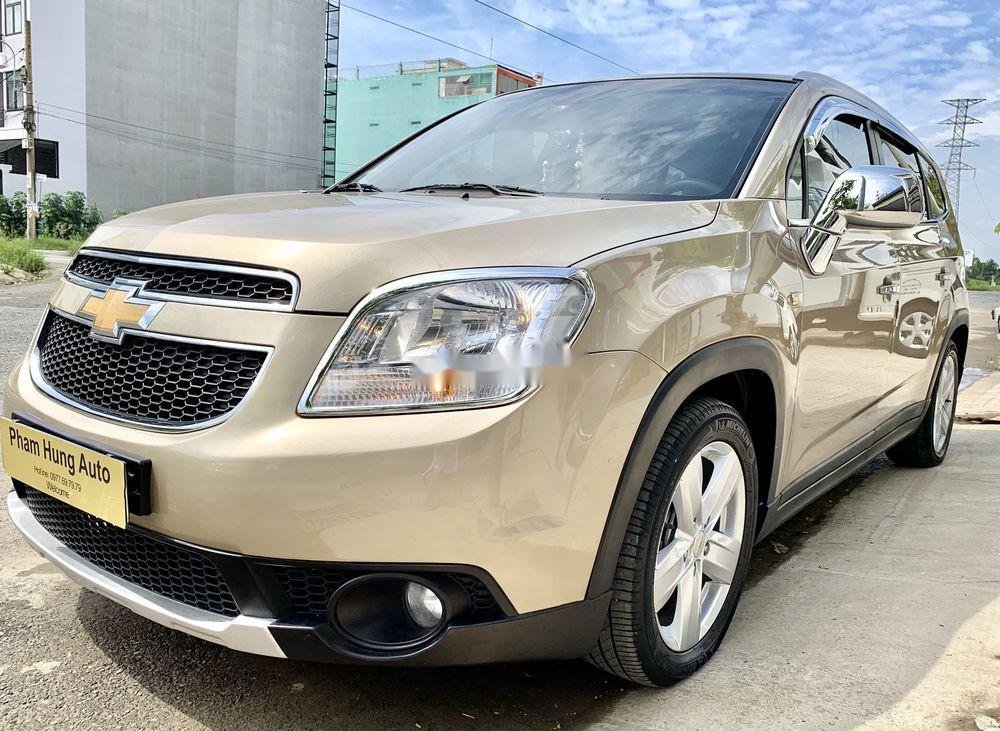 Chevrolet Orlando   LTZ   2012 - Cần bán Chevrolet Orlando LTZ sản xuất 2012 số tự động