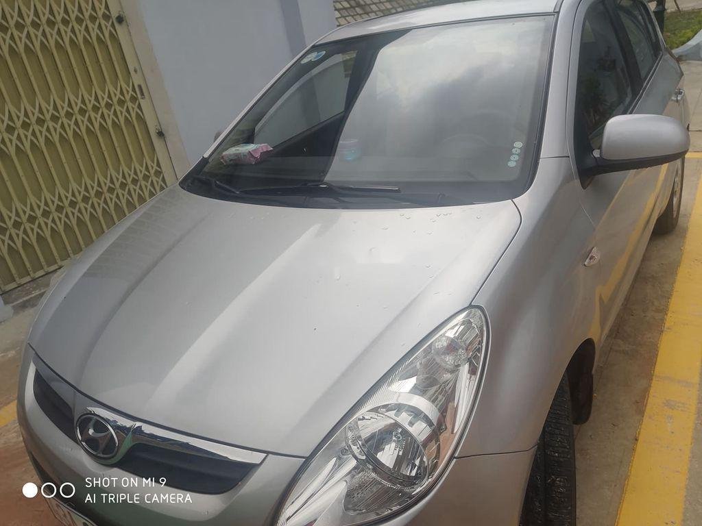 Hyundai i20    2010 - Bán Hyundai i20 sản xuất 2010, nhập khẩu nguyên chiếc số tự động