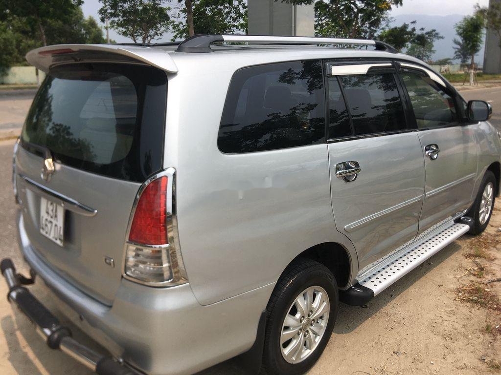 Toyota Innova   G  2008 - Cần bán gấp Toyota Innova G đời 2008, màu bạc chính chủ