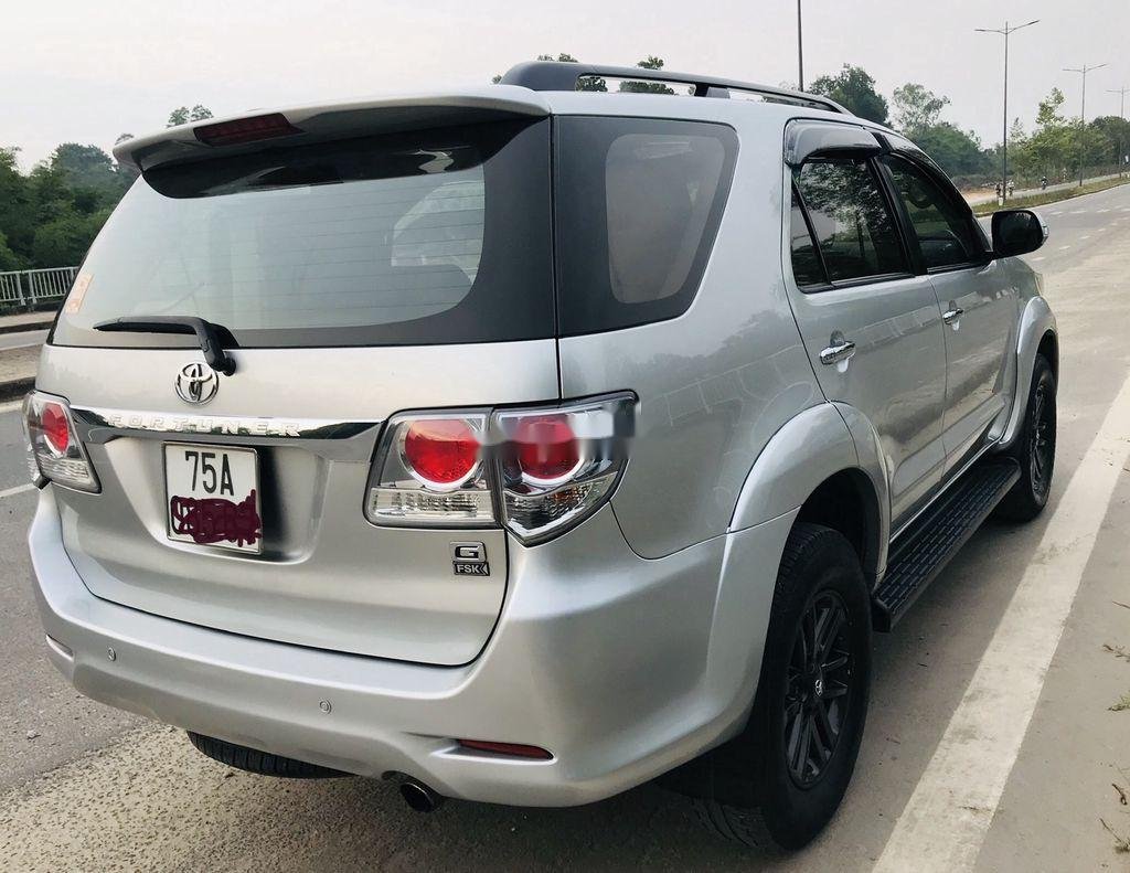 Toyota Fortuner 2013 - Cần bán gấp Toyota Fortuner năm 2013, giá tốt