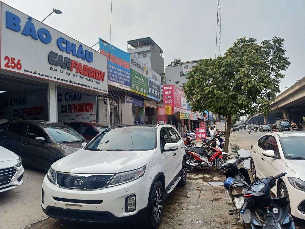 Kia Sorento 2019 - Cần bán xe Kia Sorento năm sản xuất 2019 số tự động, giá 899tr