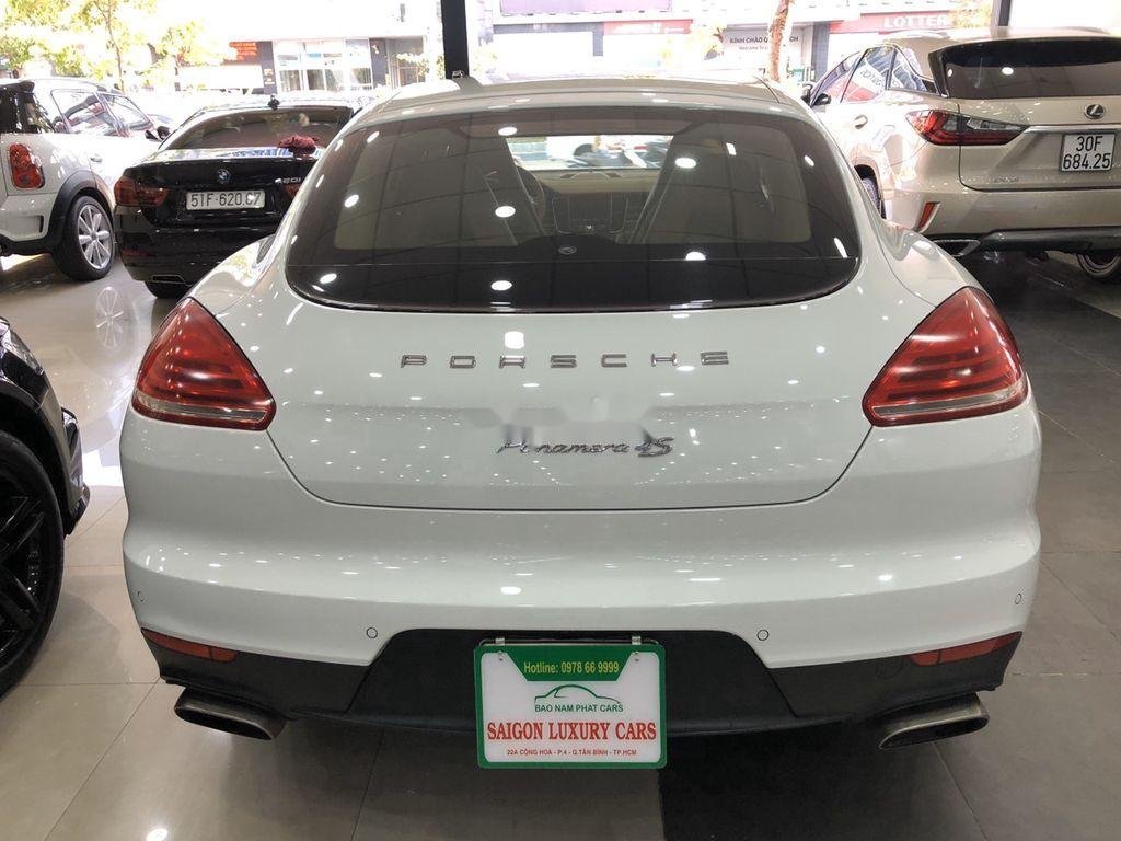 Porsche Panamera     2015 - Bán xe Porsche Panamera sản xuất 2015, nhập khẩu nguyên chiếc như mới