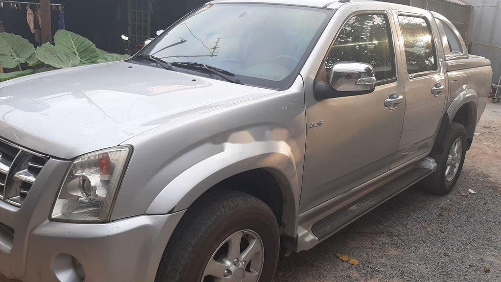 Isuzu Dmax 2007 - Bán Isuzu Dmax năm 2007, nhập khẩu nguyên chiếc, 250 triệu