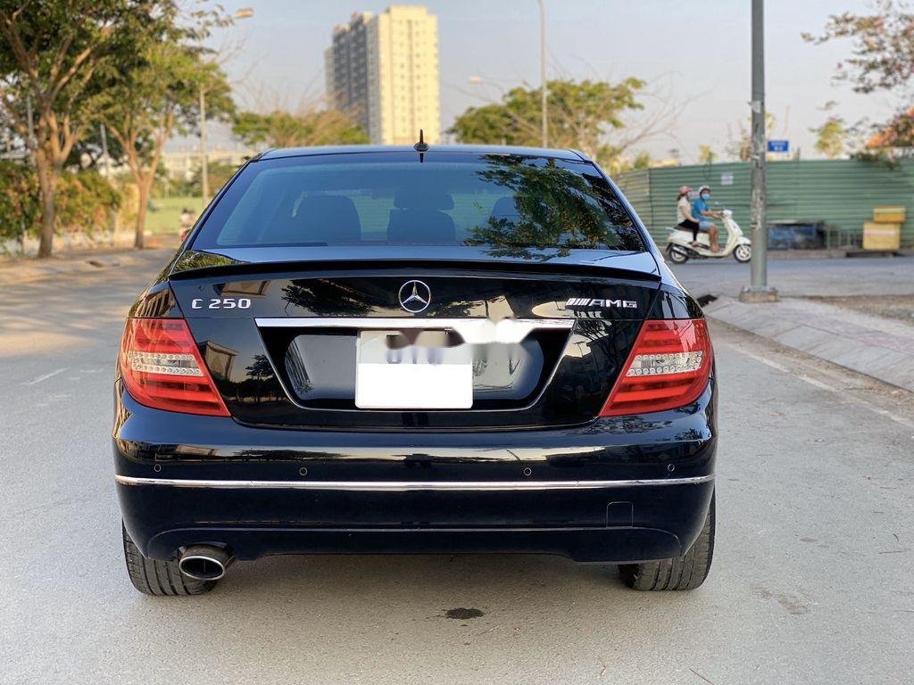 Mercedes-Benz C class   2013 - Bán Mercedes C250 năm 2013, màu đen, nhập khẩu