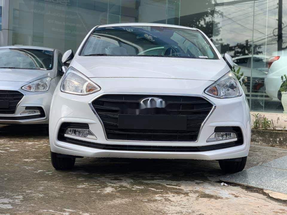 Hyundai Grand i10   2020 - Bán ô tô Hyundai Grand i10 năm 2020, màu trắng