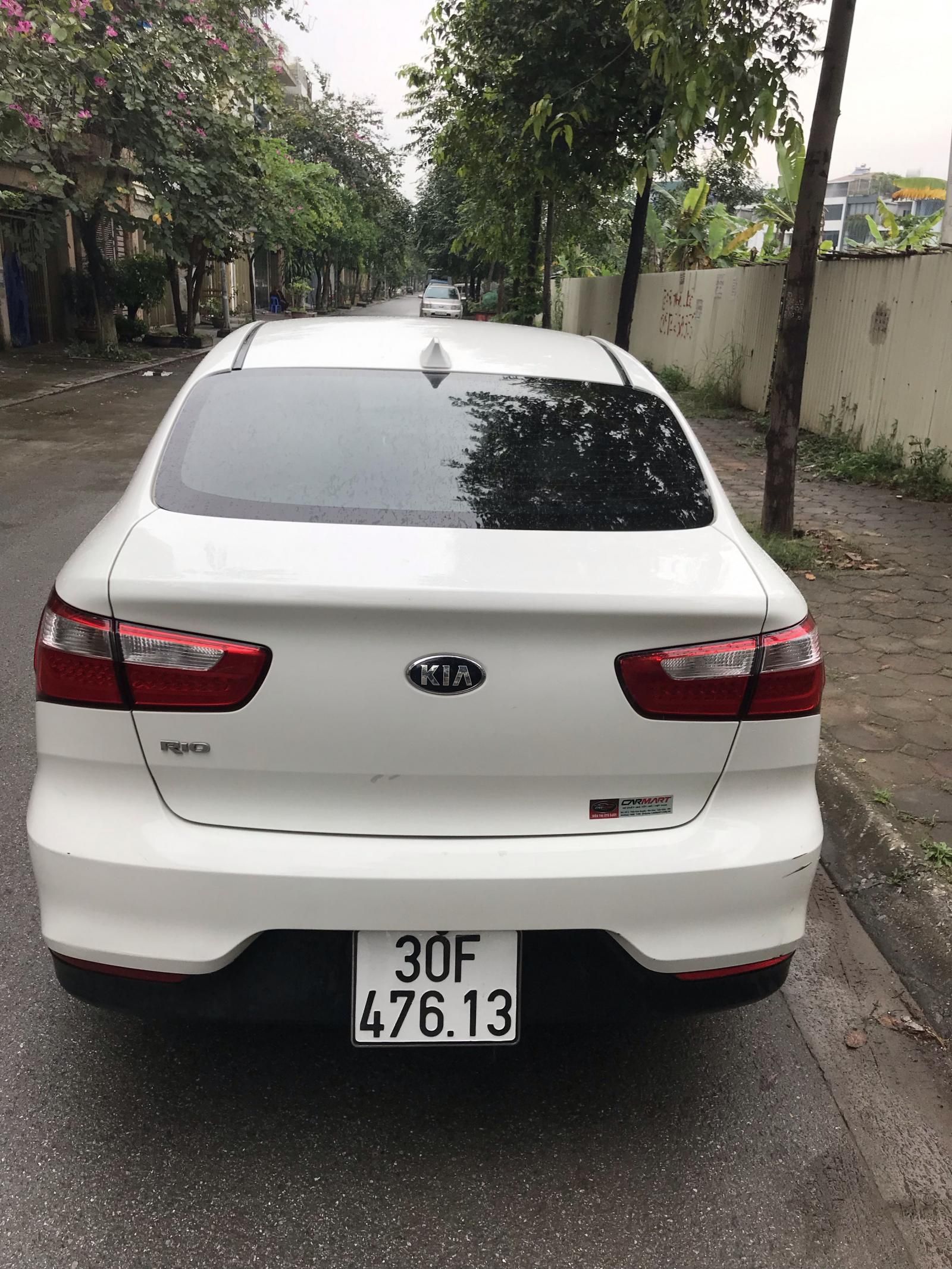 Kia Rio 2015 - Bán Kia Rio đời 2015, màu trắng, nhập khẩu nguyên chiếc