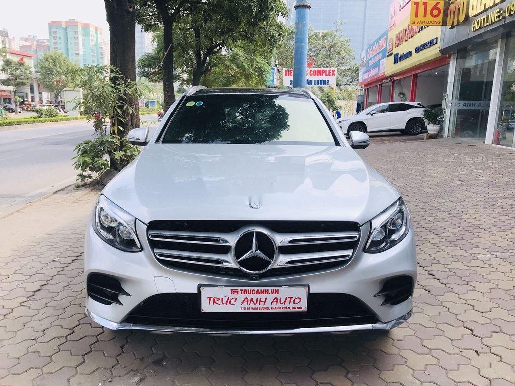 Mercedes-Benz GLC-Class   2017 - Bán Mercedes GLC 300 2017, màu trắng, số tự động