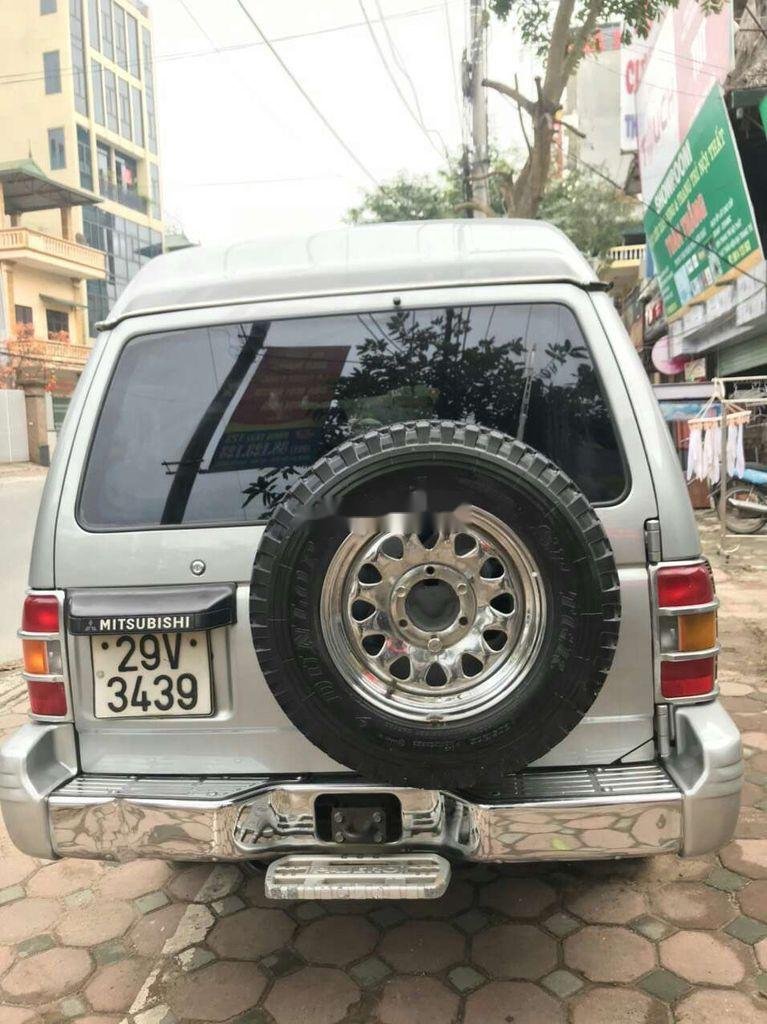 Mitsubishi Pajero   2005 - Cần bán Mitsubishi Pajero 2005, màu bạc, chính chủ 