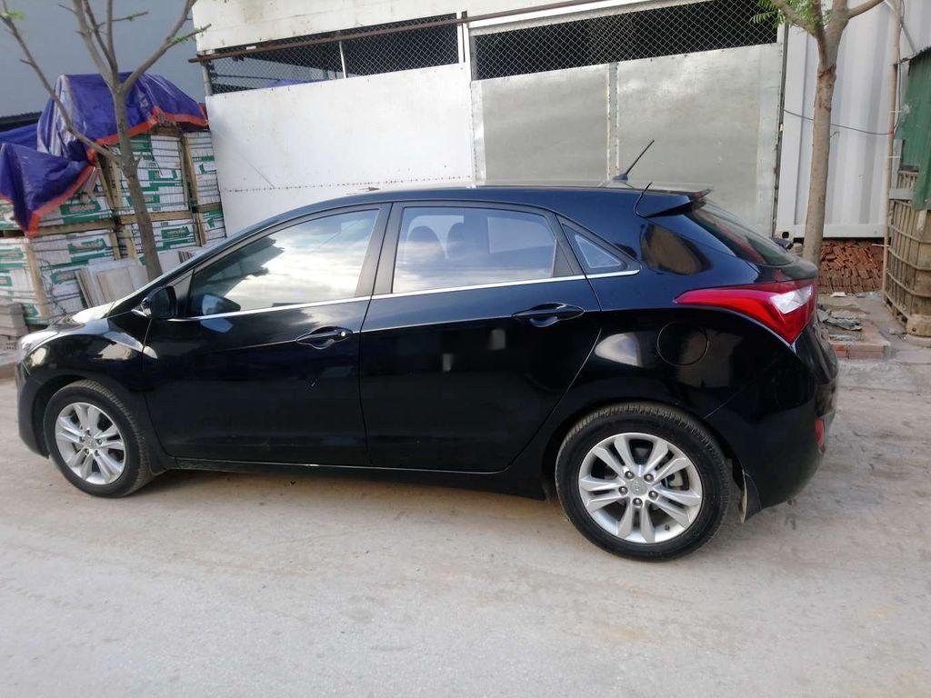 Hyundai i30 2013 - Bán Hyundai i30 năm sản xuất 2013, màu đen, nhập khẩu, 420tr