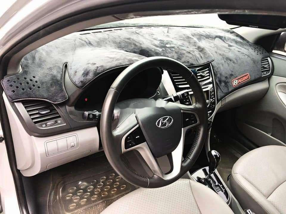 Hyundai Accent   2014 - Cần bán lại xe Hyundai Accent năm 2014, màu trắng, giá tốt