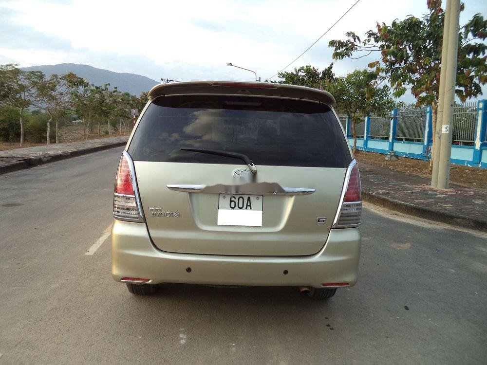 Toyota Innova   2009 - Cần bán Toyota Innova năm 2009, giá tốt