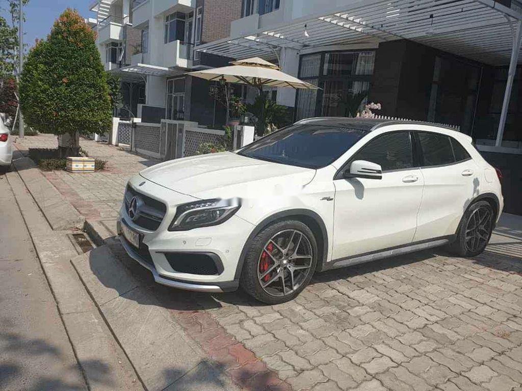 Mercedes-Benz GLA-Class   2015 - Bán Mercedes GLA 45 AMG đời 2015, màu trắng, nhập khẩu