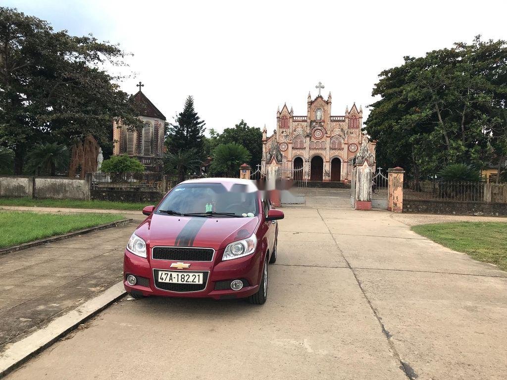 Chevrolet Aveo   2017 - Bán Chevrolet Aveo năm 2017, màu đỏ số sàn, 285tr