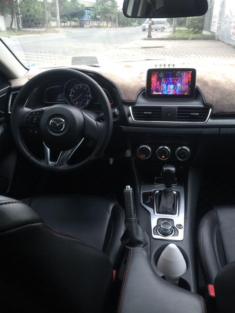 Mazda 3 2015 - Bán Mazda 3 2.0AT năm 2015, màu trắng, xe nhập còn mới