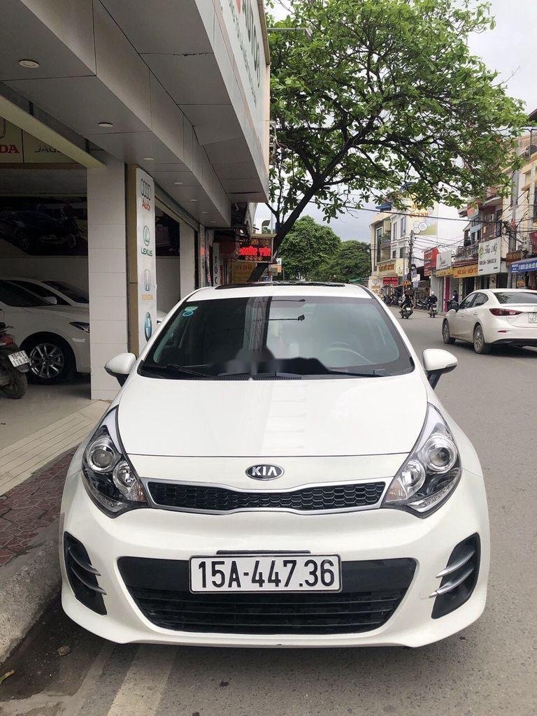 Kia Rio   2015 - Cần bán lại xe Kia Rio sản xuất 2015, màu trắng, nhập khẩu nguyên chiếc