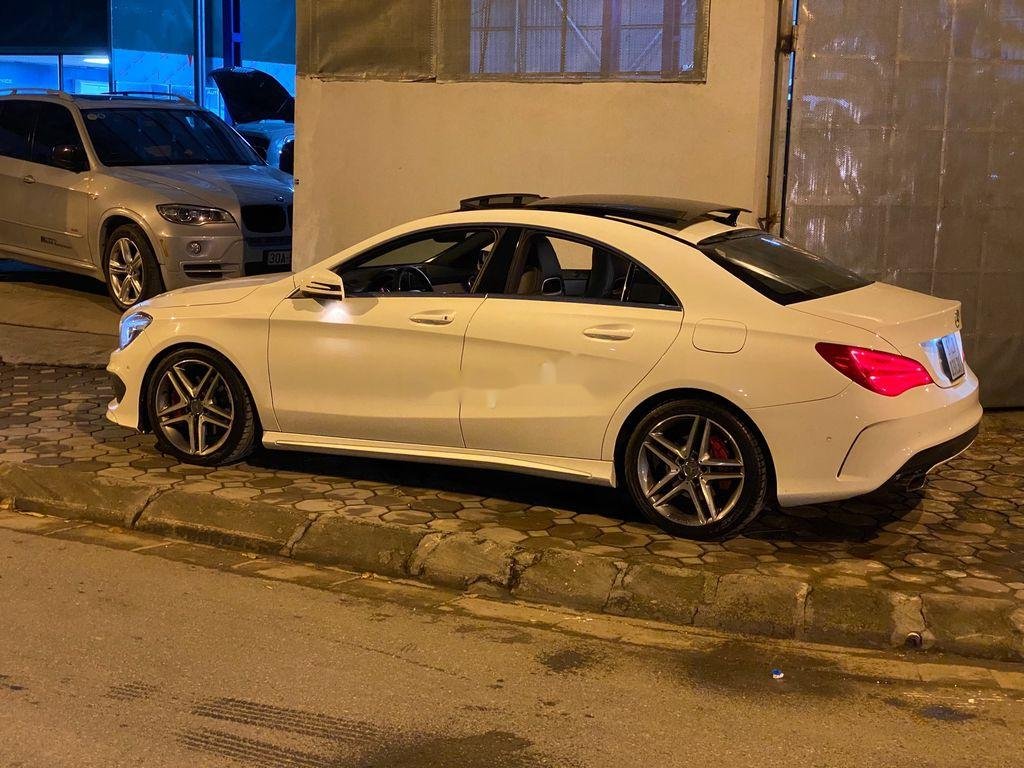 Mercedes-Benz CLA class   2016 - Bán Mercedes CLA250 AMG đời 2016, màu trắng, nhập khẩu nguyên chiếc, giá 985tr