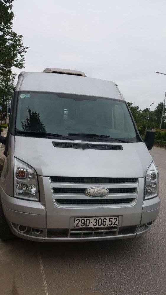 Ford Transit 2010 - Cần bán lại xe Ford Transit đời 2010, màu bạc giá cạnh tranh