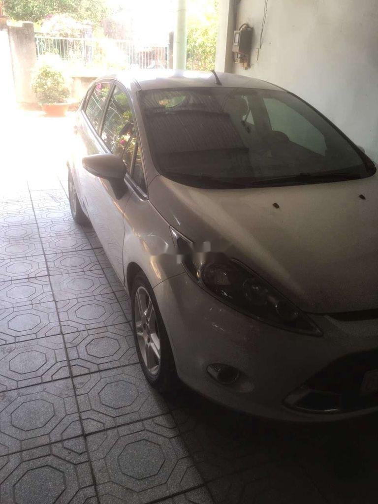 Ford Fiesta 2014 - Bán Ford Fiesta 2014, nhập khẩu nguyên chiếc, giá 290tr