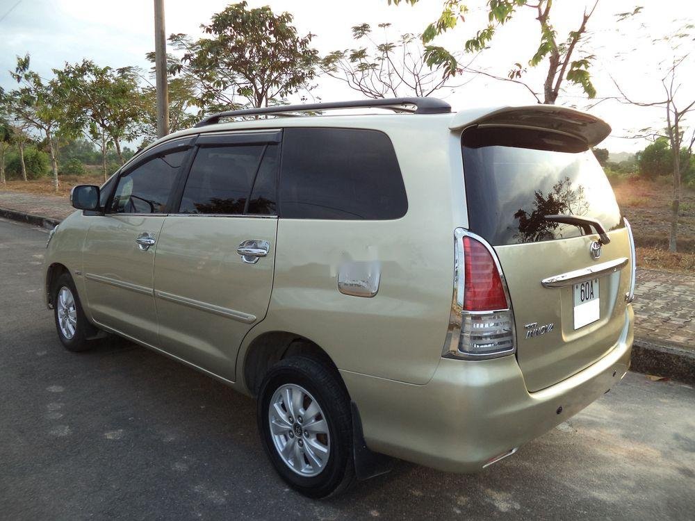 Toyota Innova   2009 - Cần bán Toyota Innova năm 2009, giá tốt