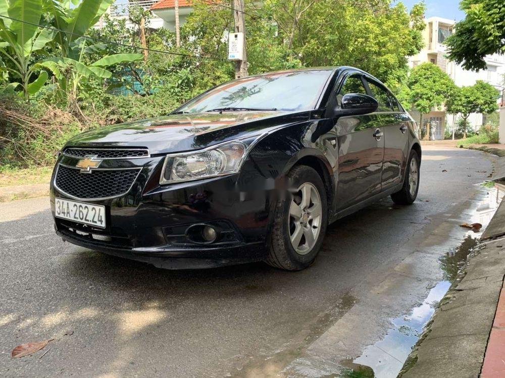 Chevrolet Cruze   2015 - Bán xe Chevrolet Cruze năm sản xuất 2015, màu đen, xe nhập