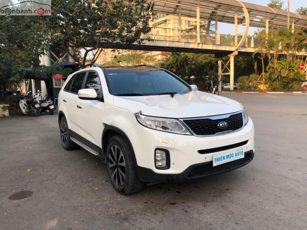 Kia Sorento   2016 - Bán Kia Sorento 2.4 AT đời 2016, màu trắng, giá cạnh tranh